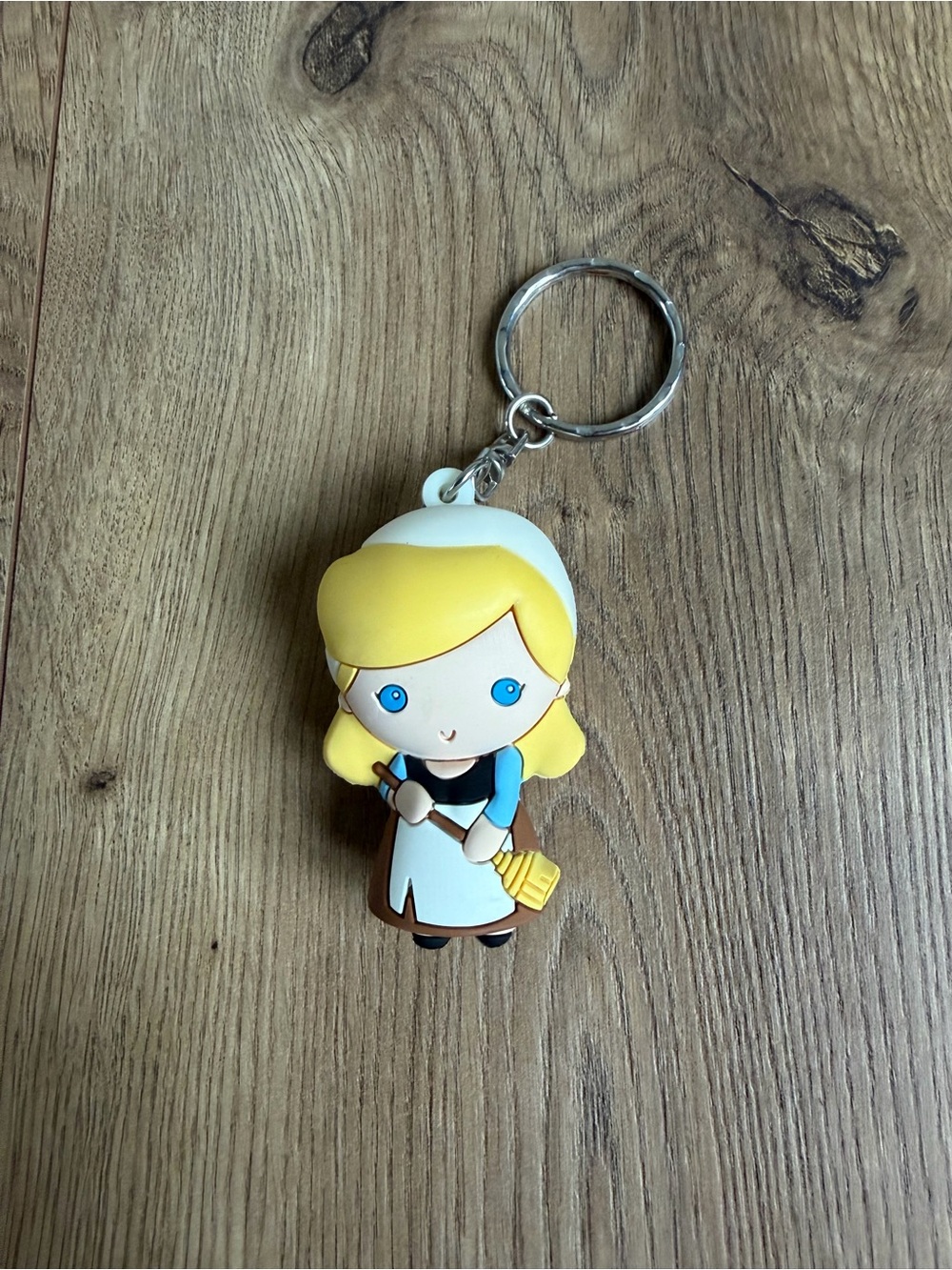Disney Series 7 Cinderella Figural Keychain Key Ring Bag Clip